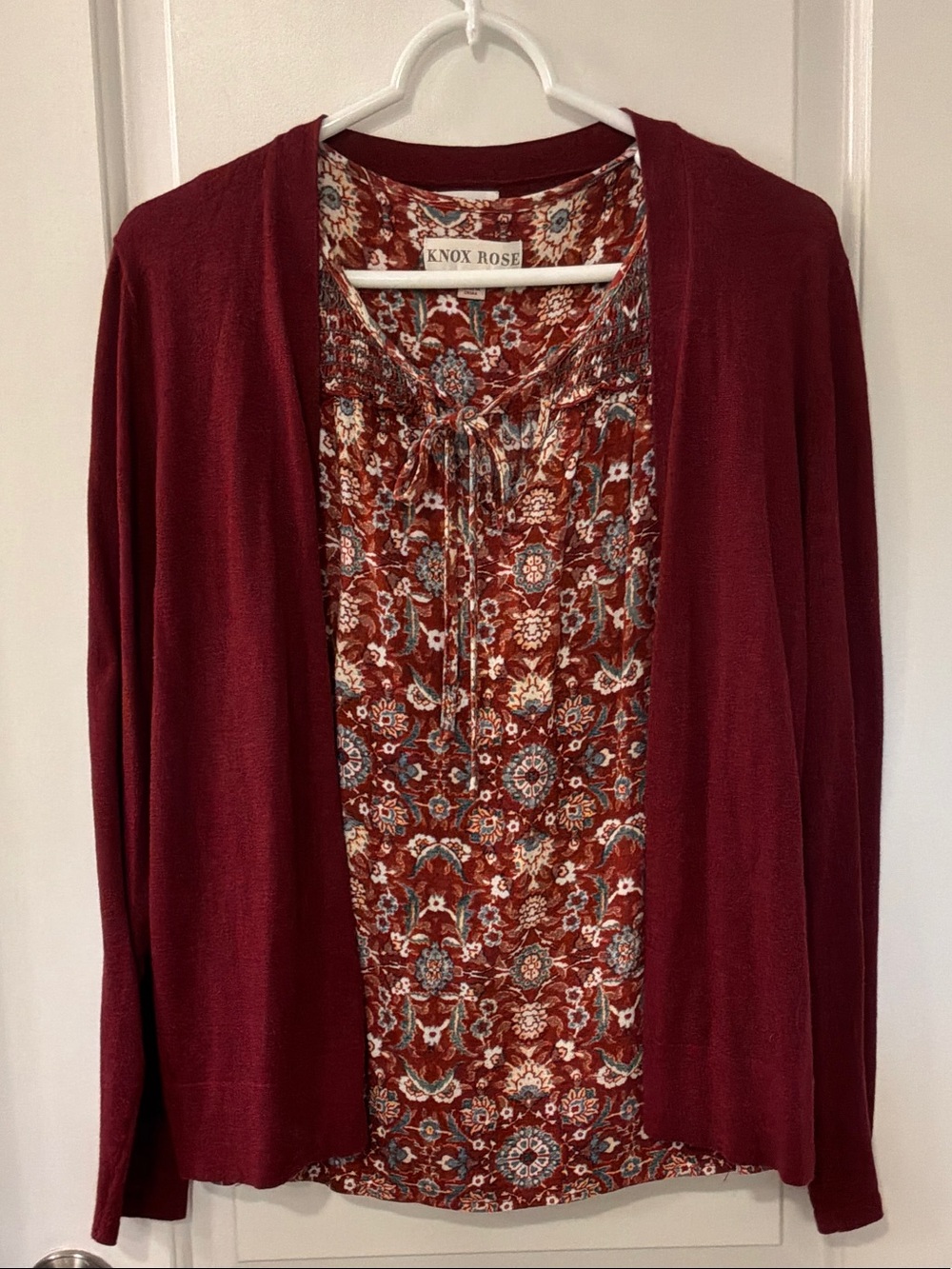 SET Old Navy Open-Front Cardigan with Knox Rose Sleeveless Top